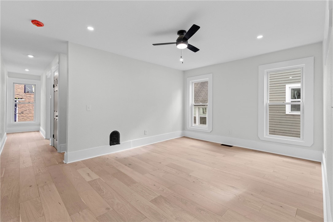 26 Rowley St Apt #2