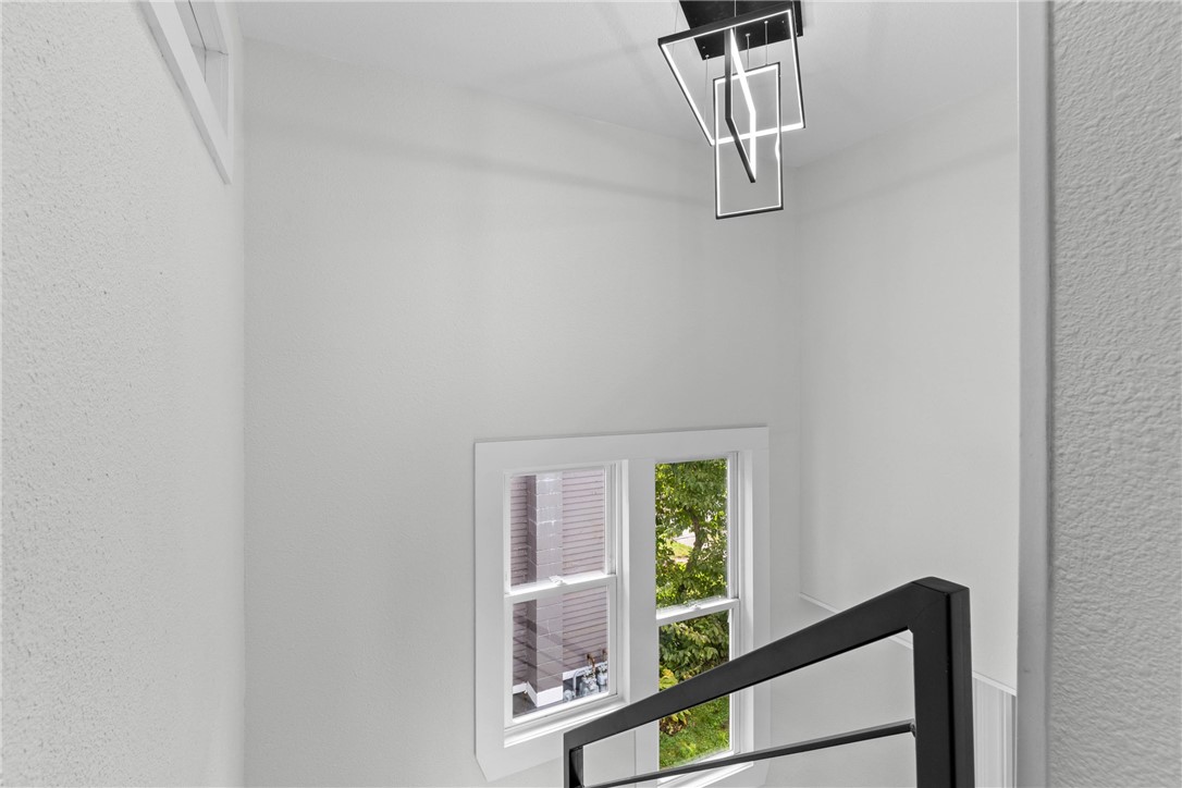 26 Rowley St Apt #2
