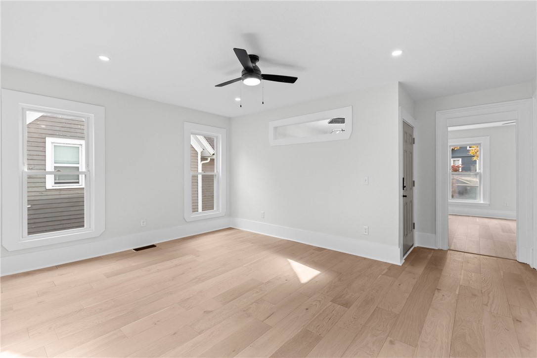 26 Rowley St Apt #2