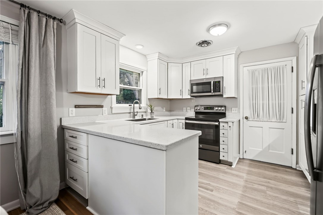 17 Carolin Drive