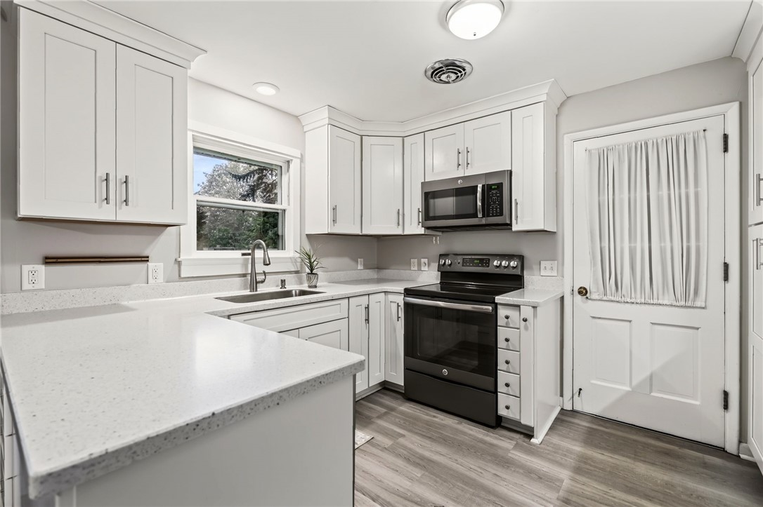 17 Carolin Drive