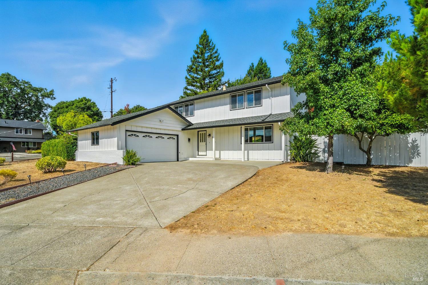 2559 Las Gallinas Ave
