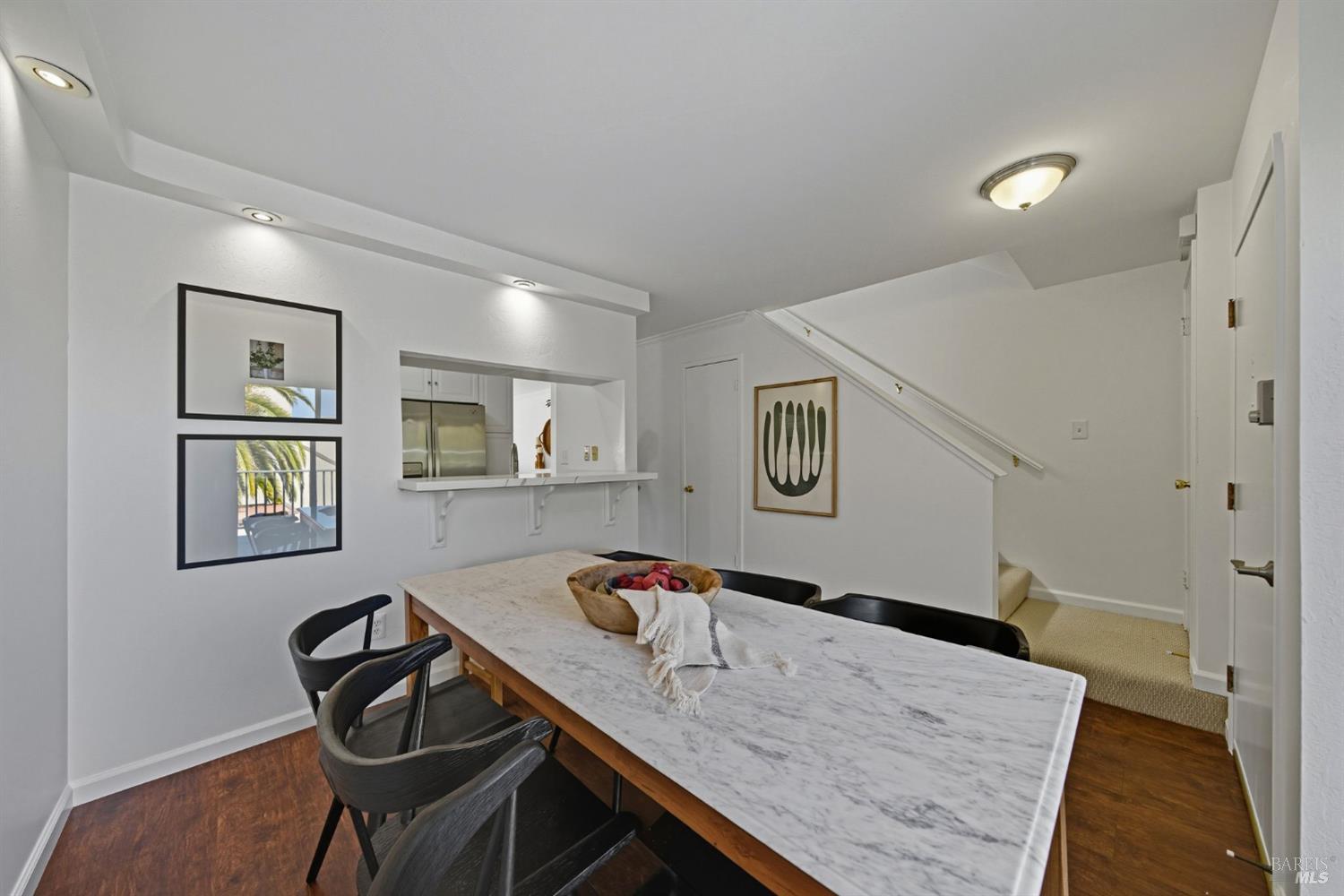 100 Marin Center Dr #21