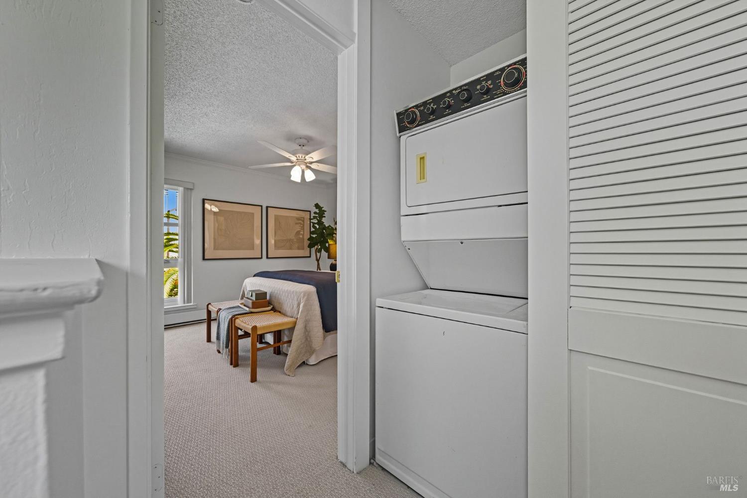 100 Marin Center Dr #21