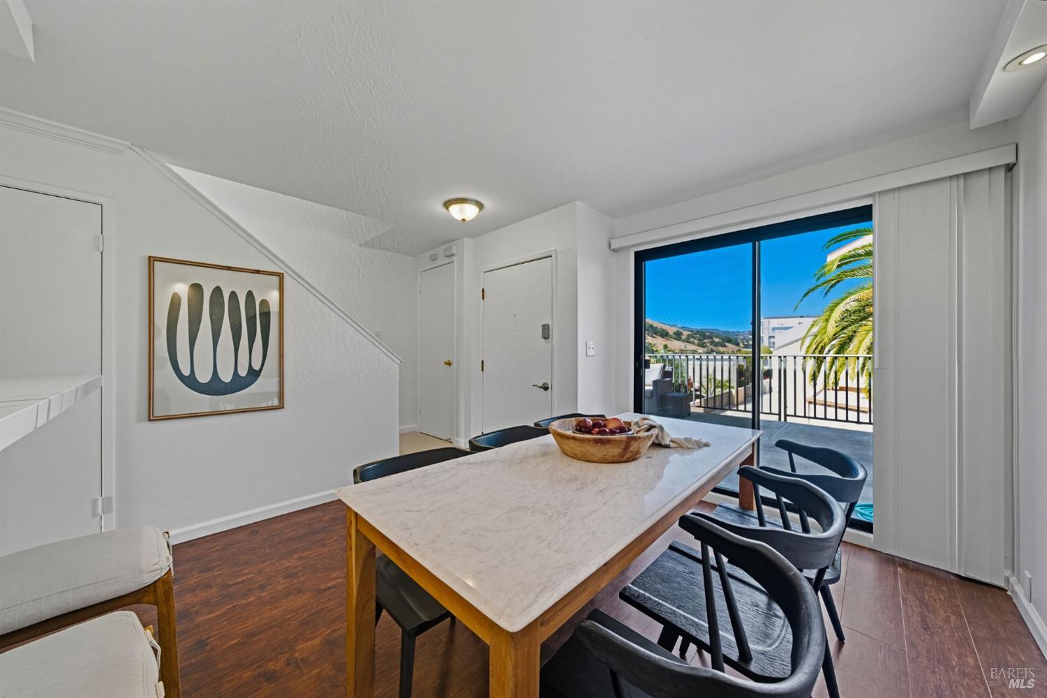 100 Marin Center Dr #21