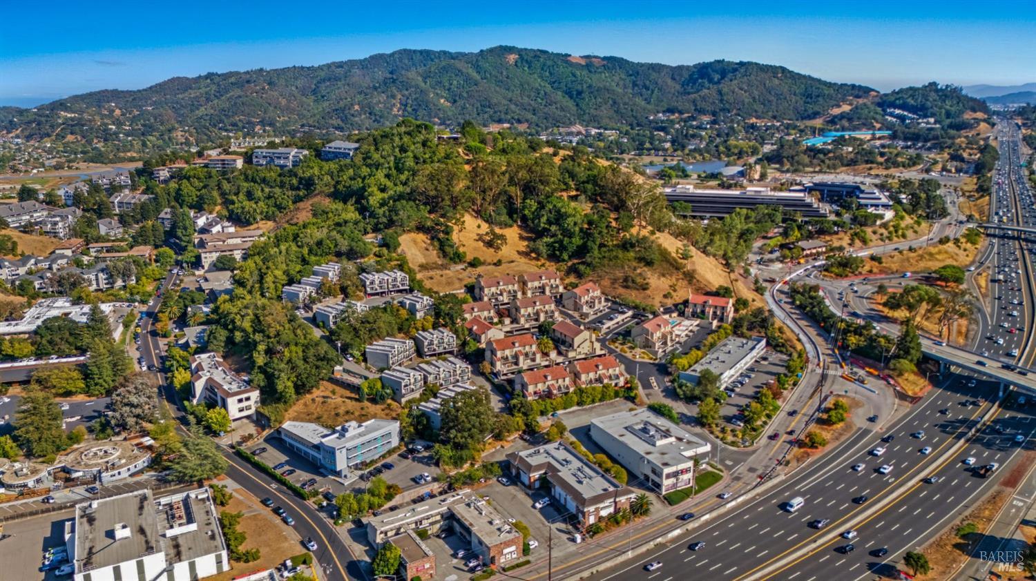 100 Marin Center Dr #21