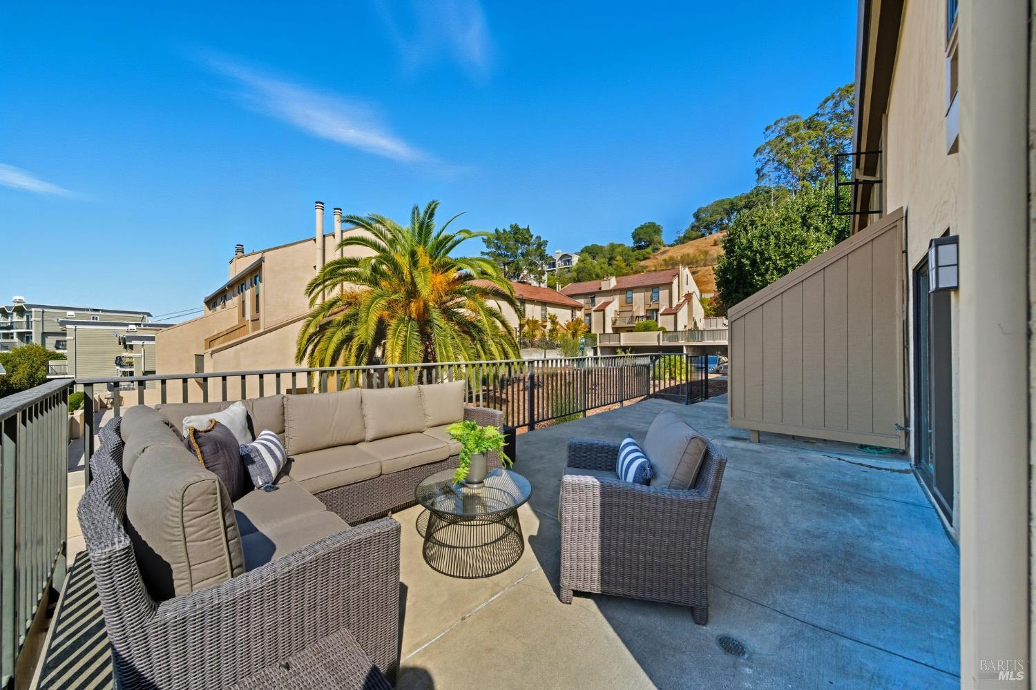 100 Marin Center Dr #21