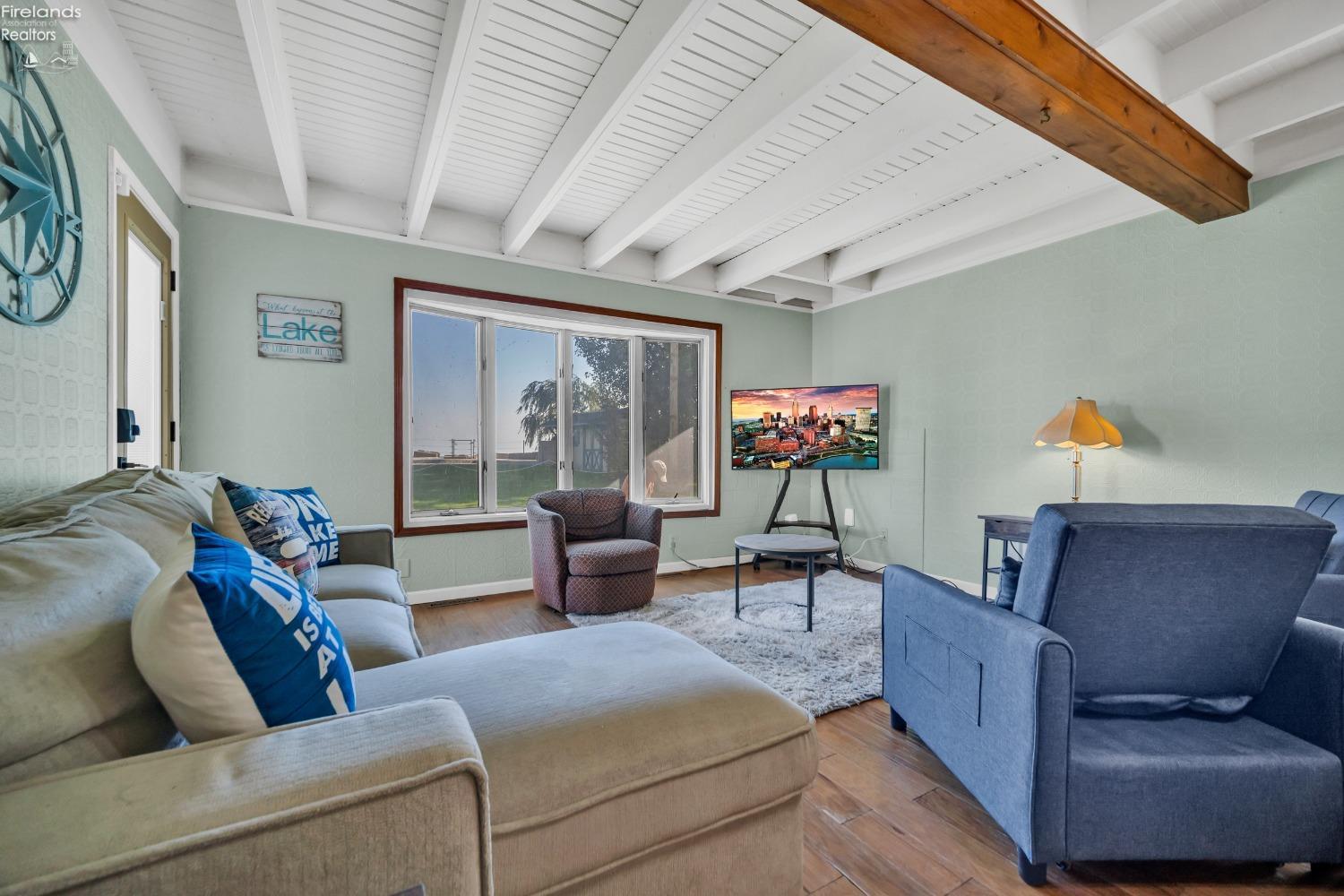 16 Rye Beach Road