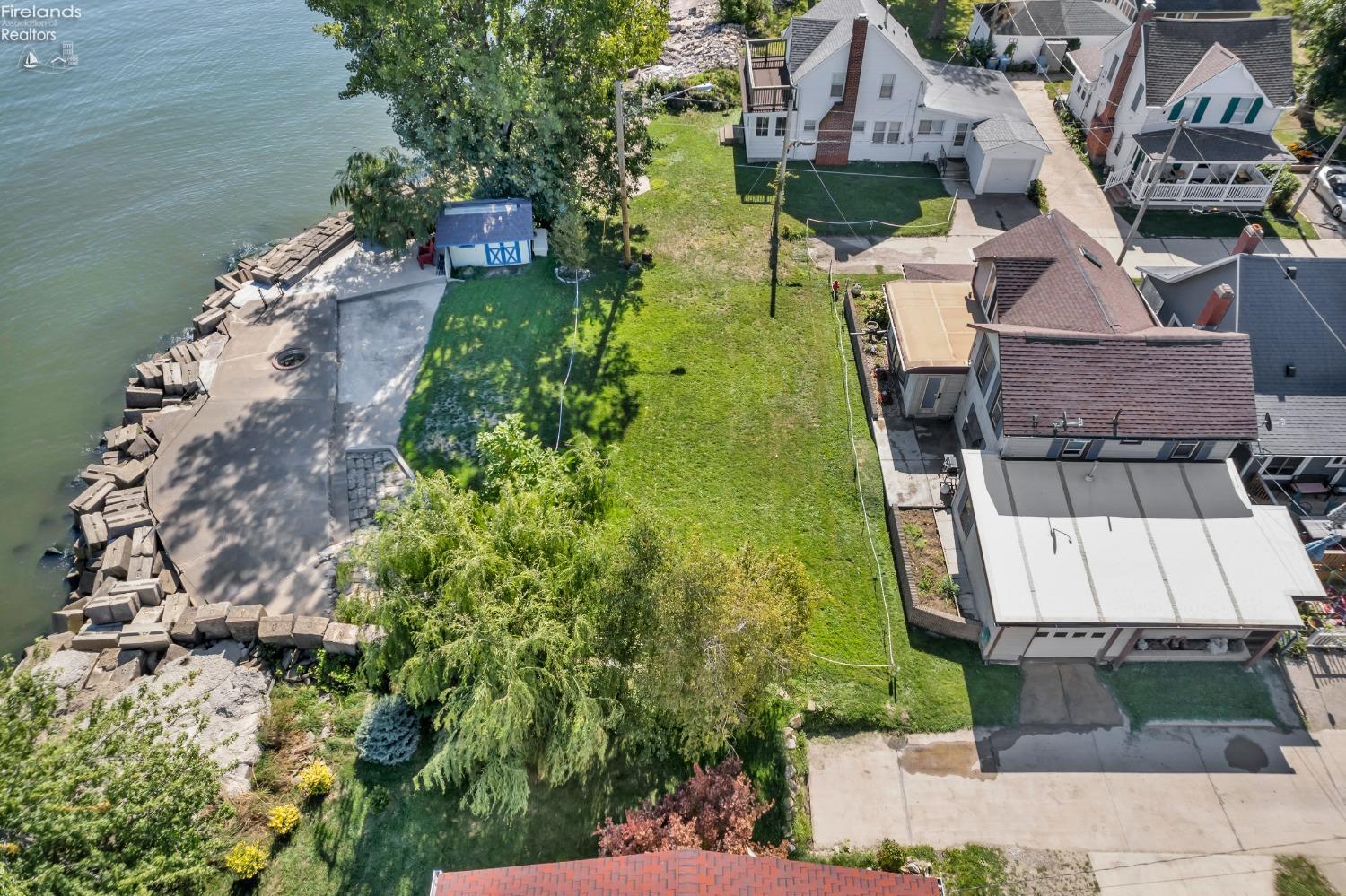 16 Rye Beach Road