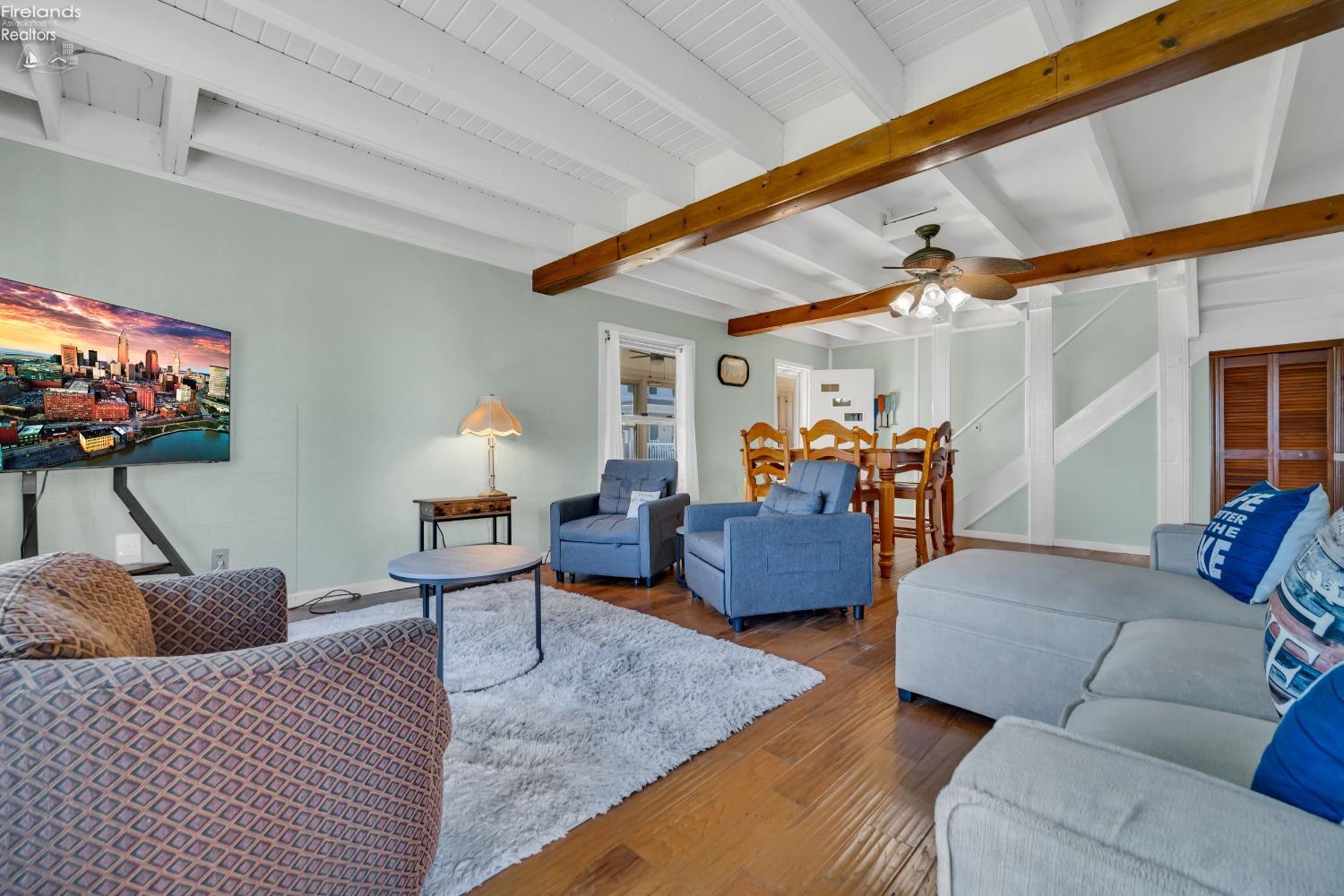 16 Rye Beach Road