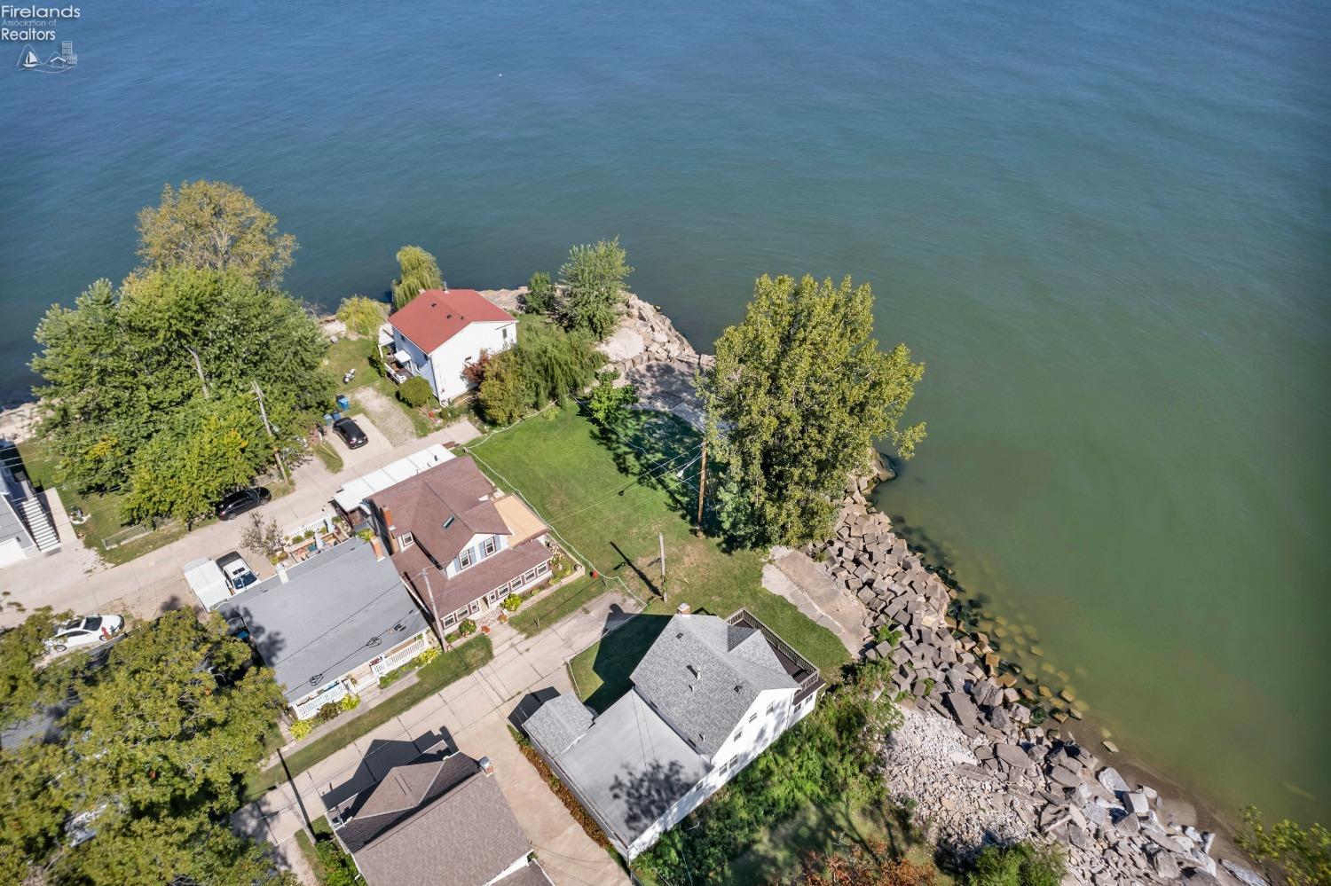 16 Rye Beach Road