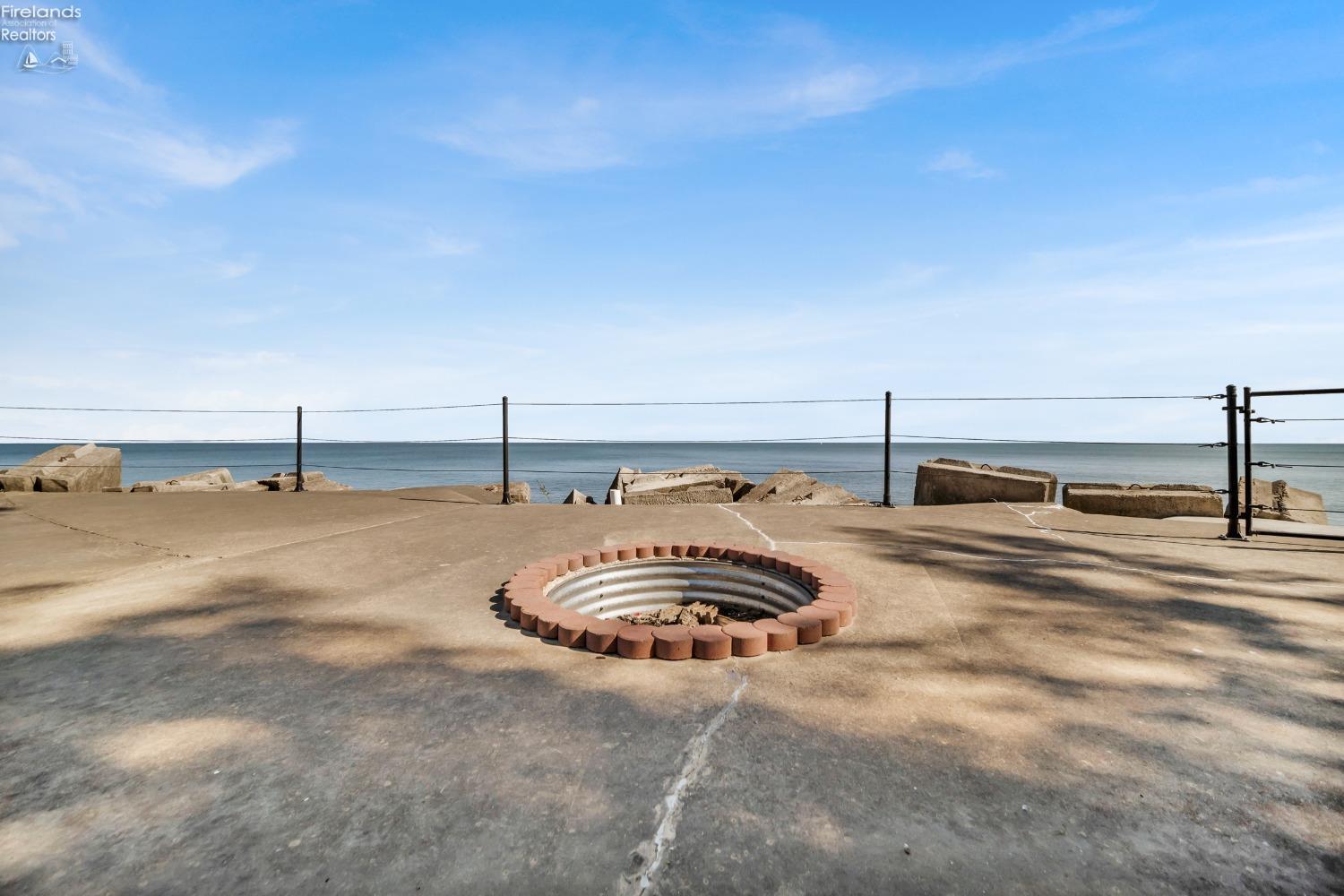 16 Rye Beach Road