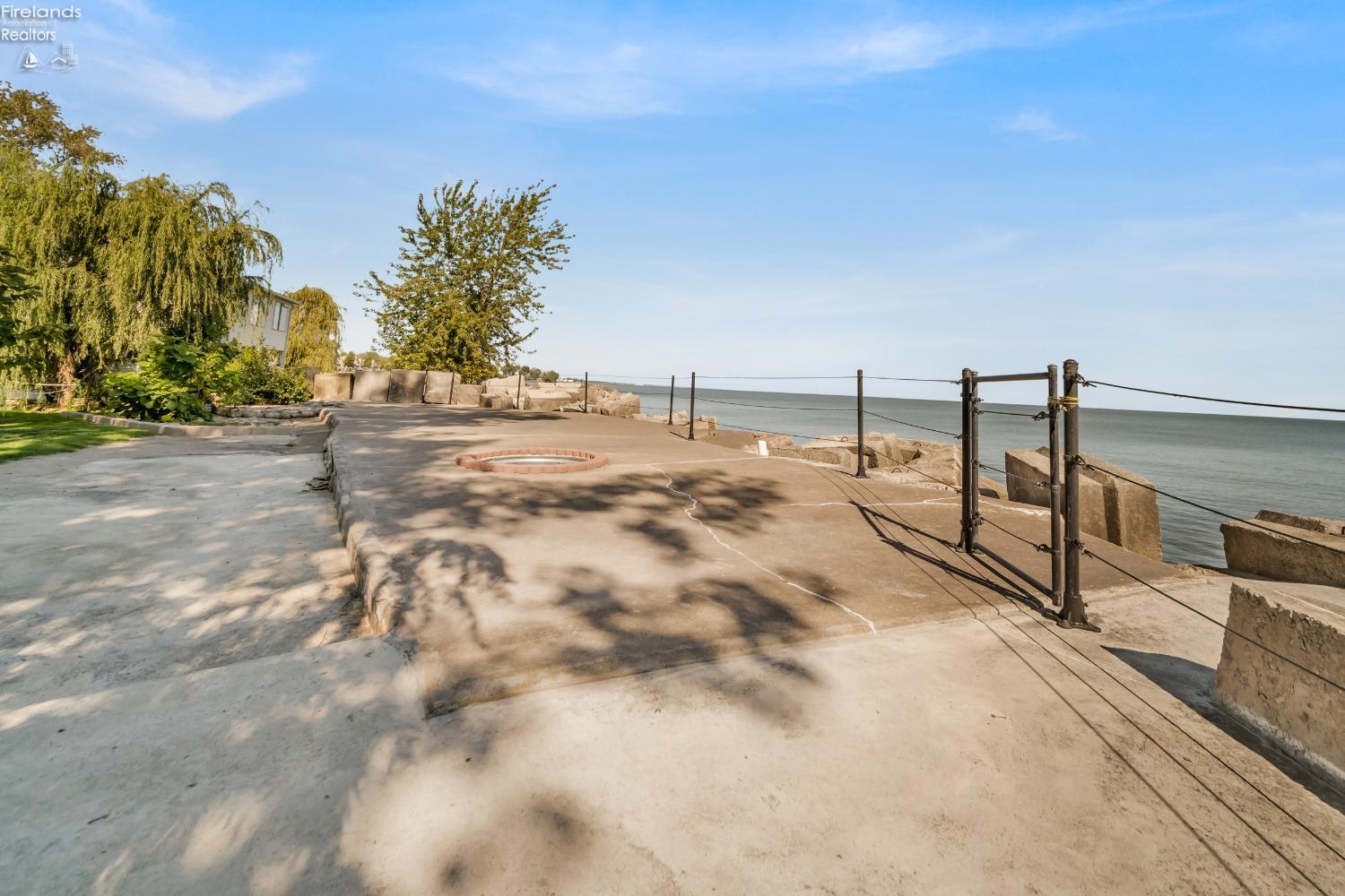 16 Rye Beach Road