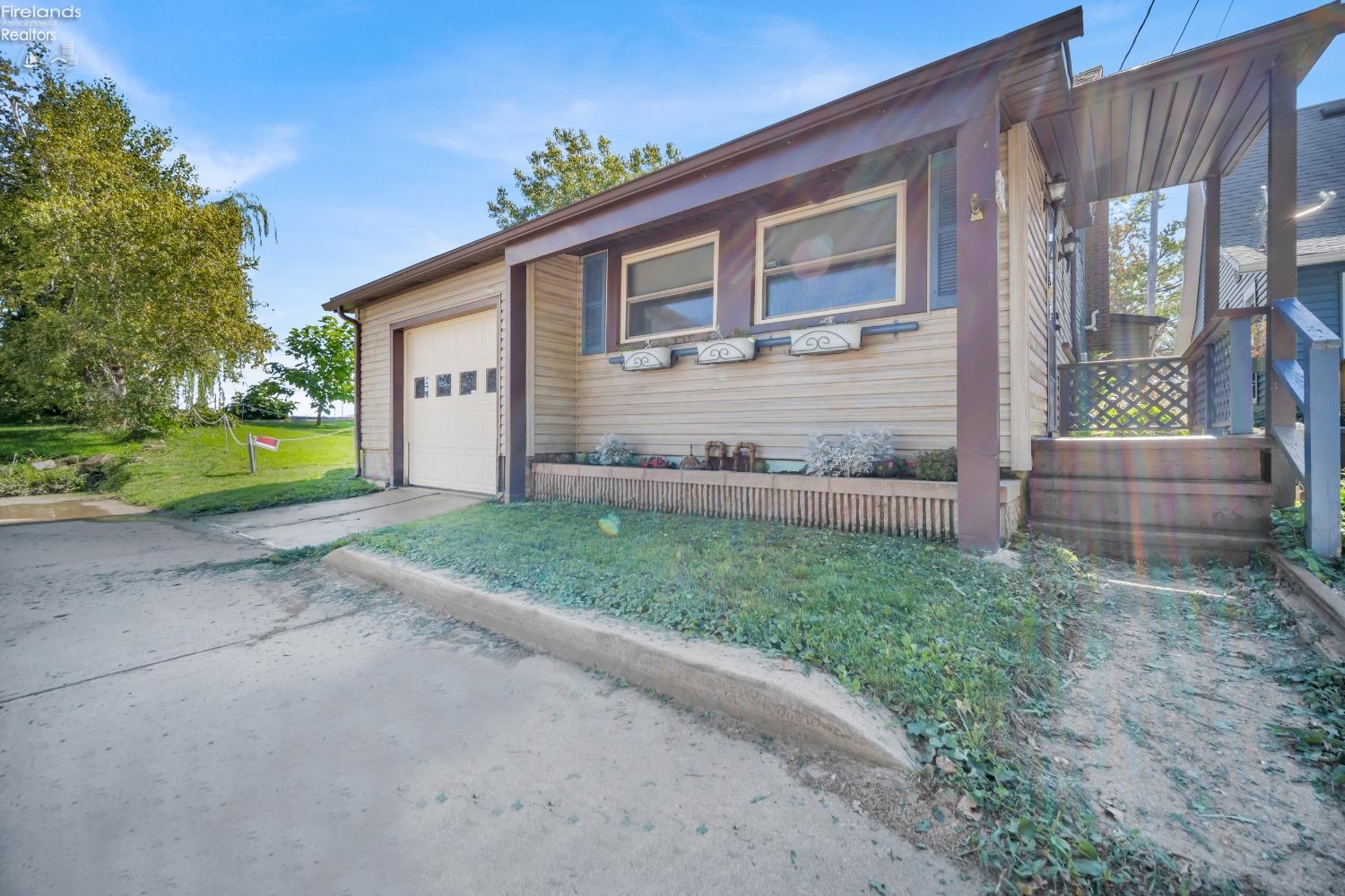 16 Rye Beach Road
