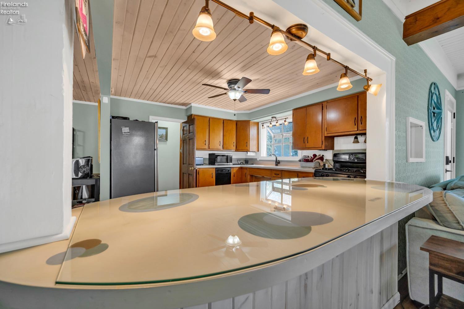 16 Rye Beach Road