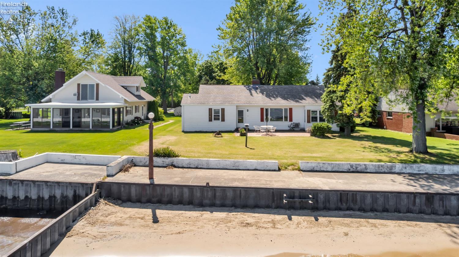 2637 E Sand Road