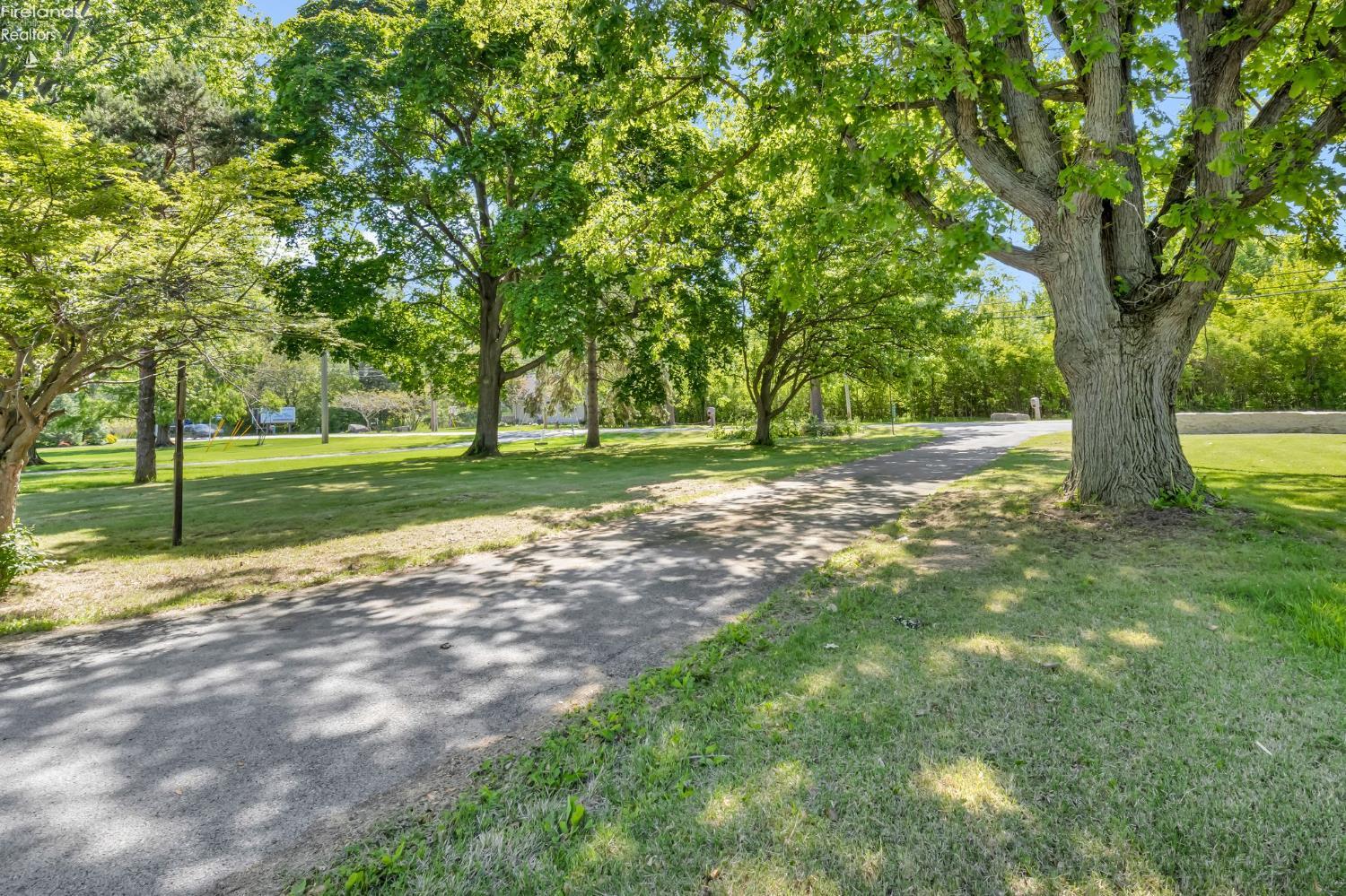 2637 E Sand Road
