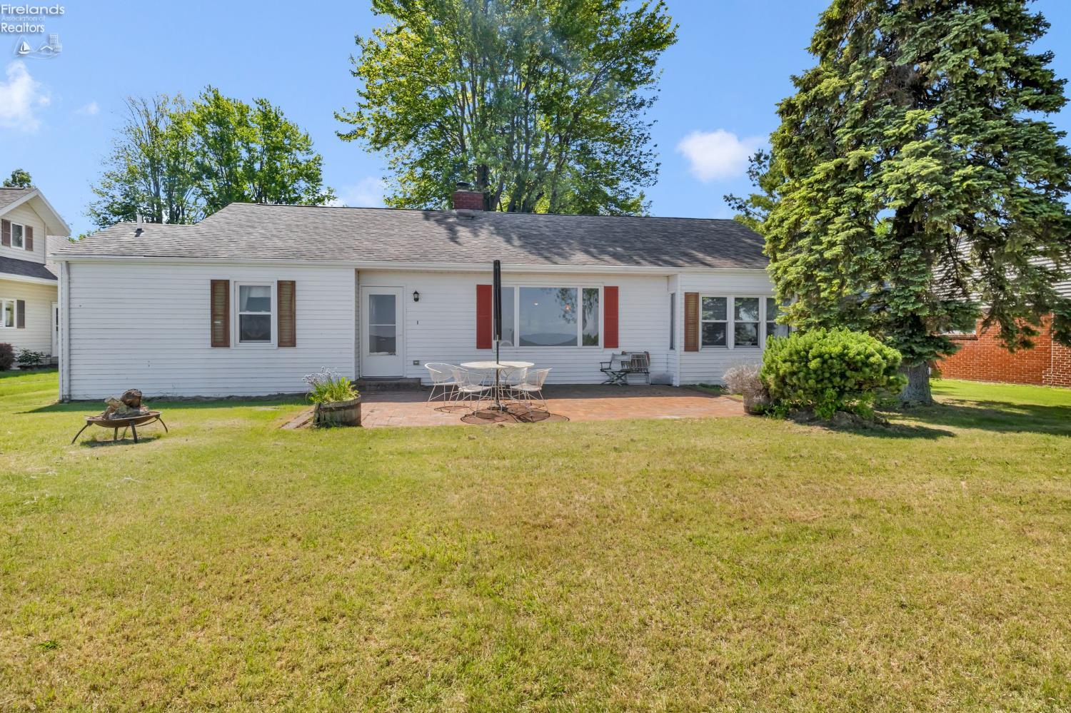 2637 E Sand Road