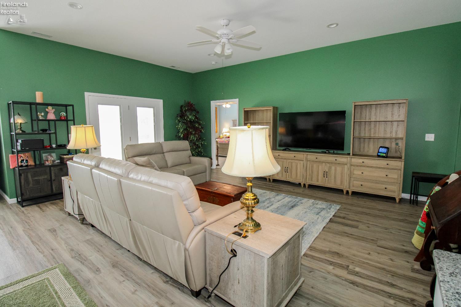 113 Centennial Drive