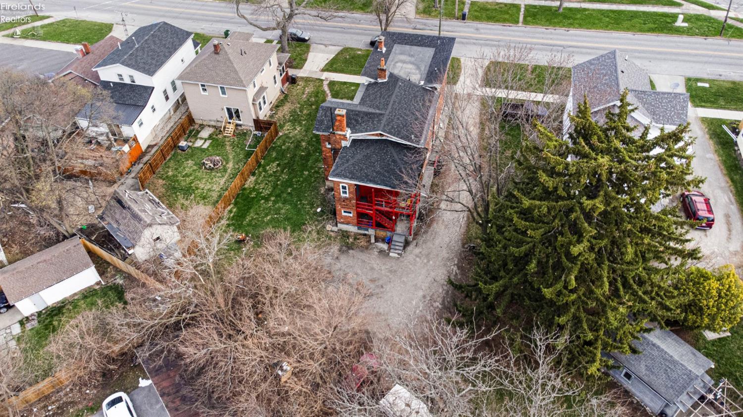 519 Huron Ave