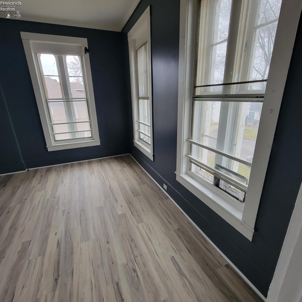 519 Huron Ave