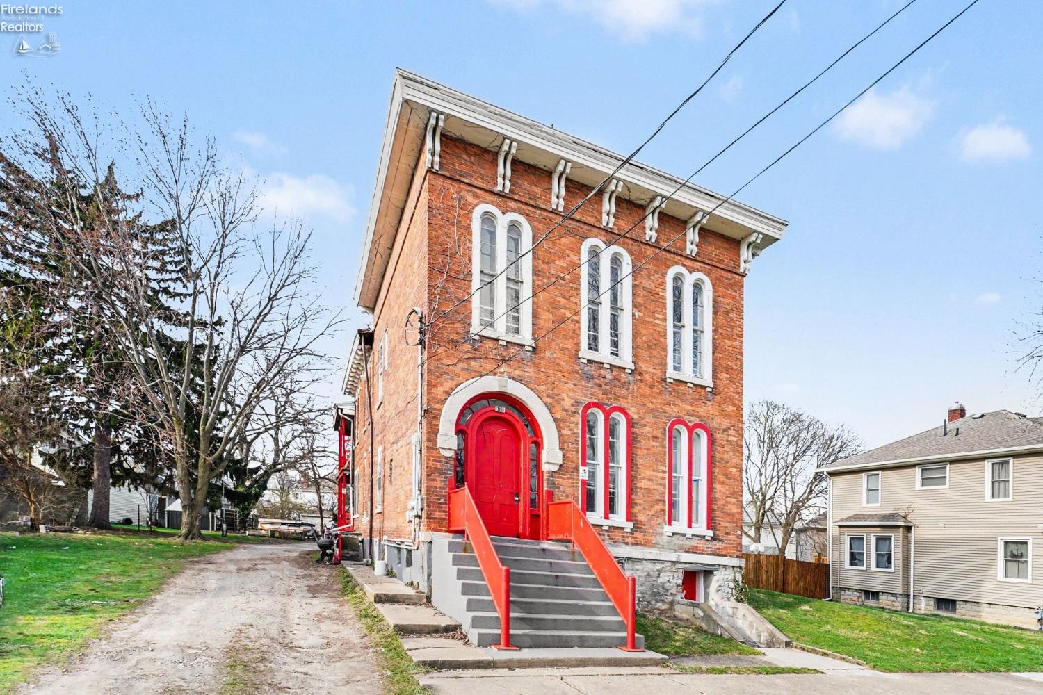 519 Huron Ave