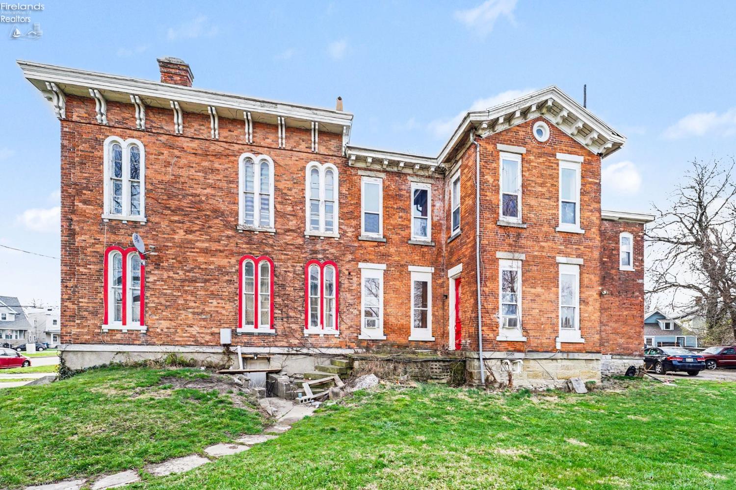 519 Huron Ave