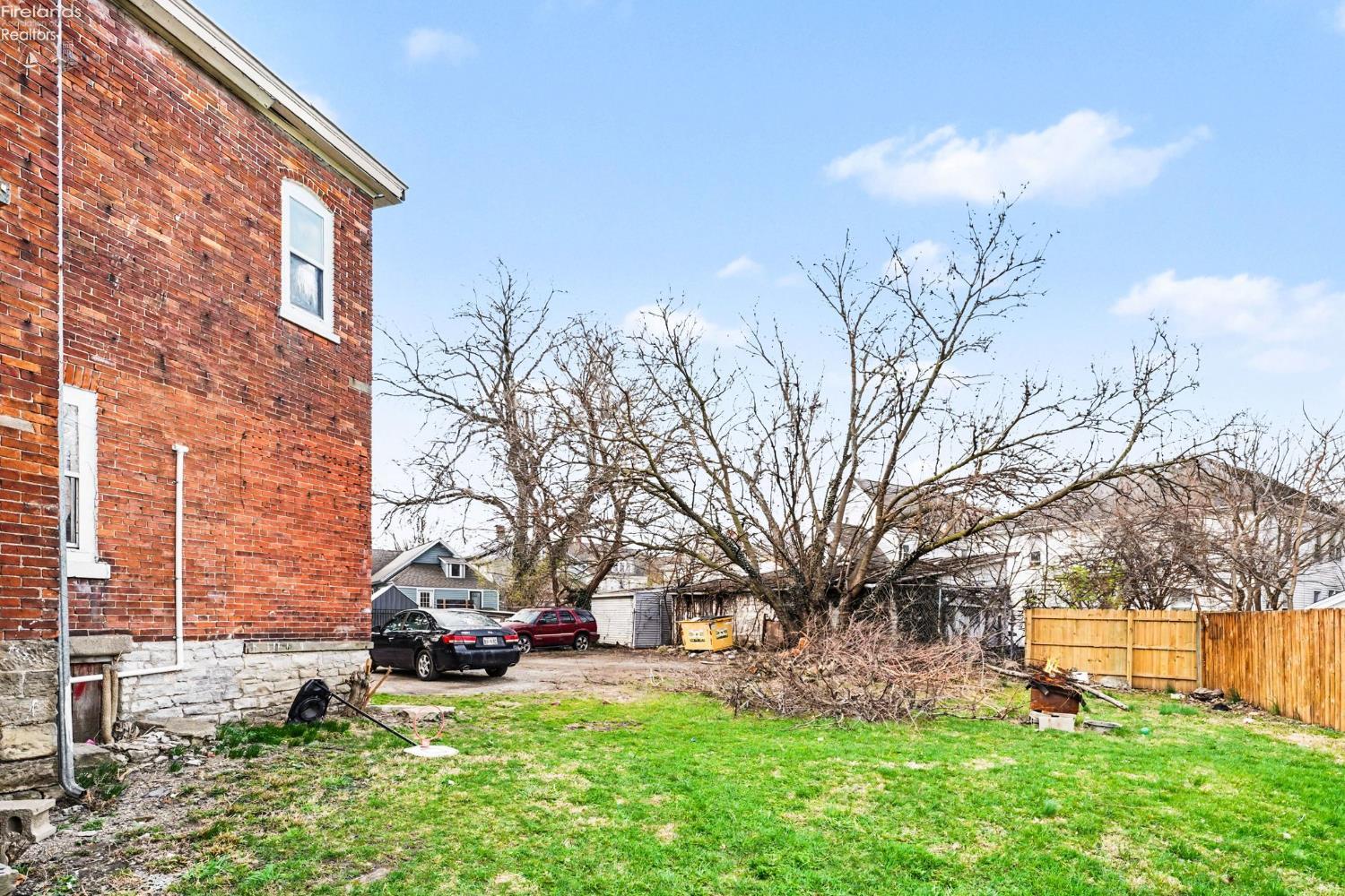 519 Huron Ave