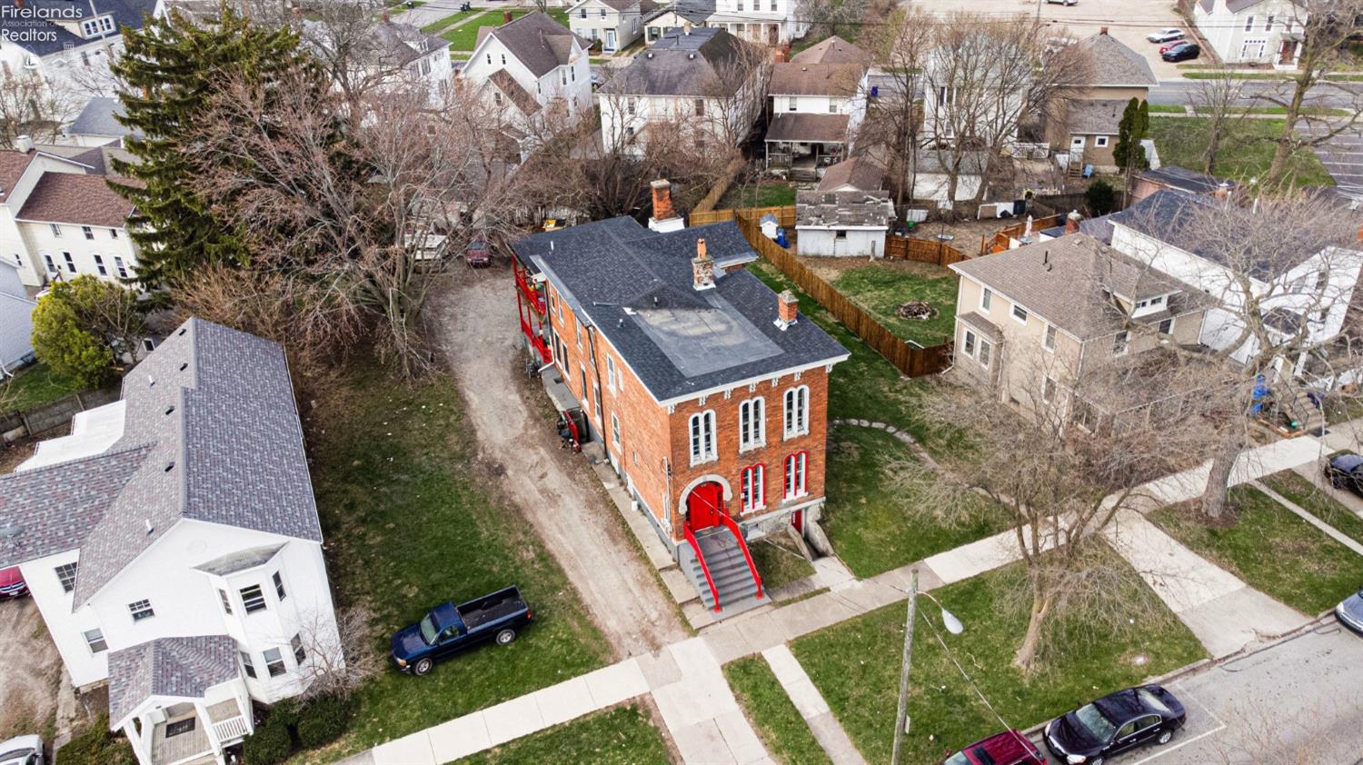 519 Huron Ave