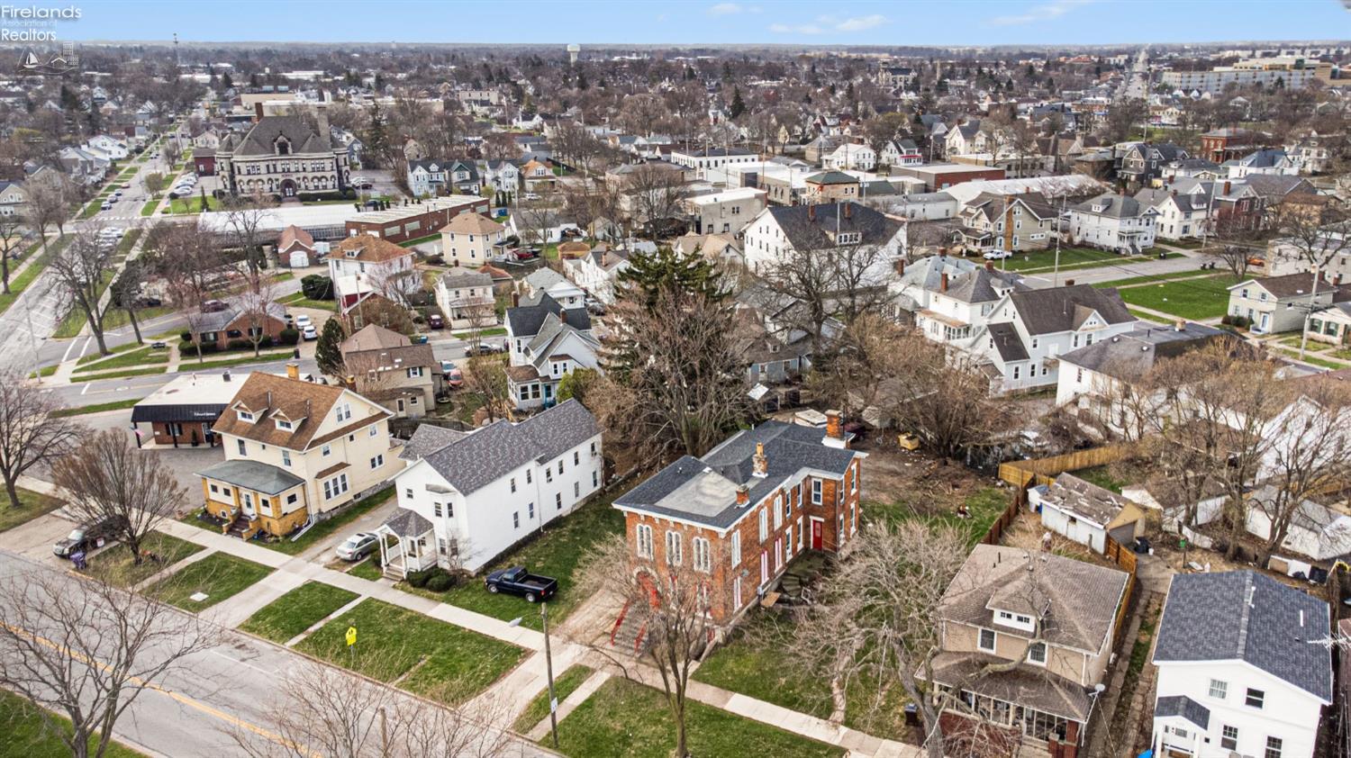 519 Huron Ave