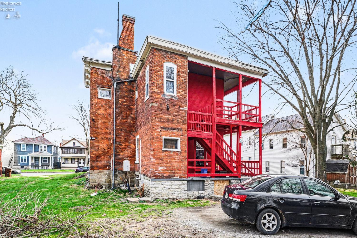 519 Huron Ave