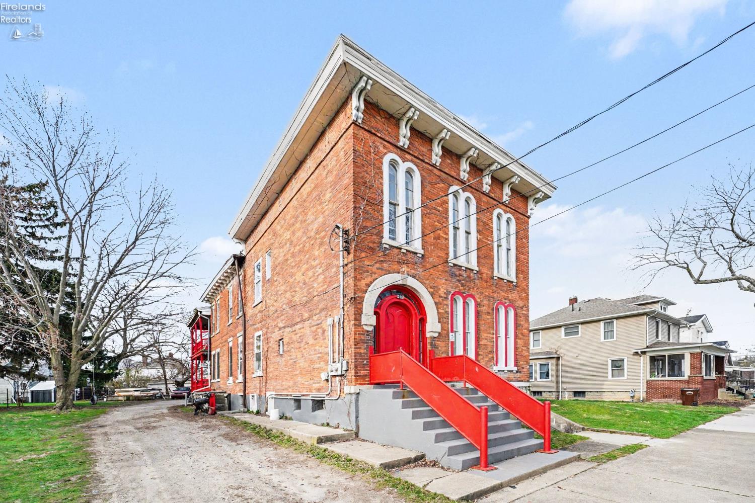 519 Huron Ave
