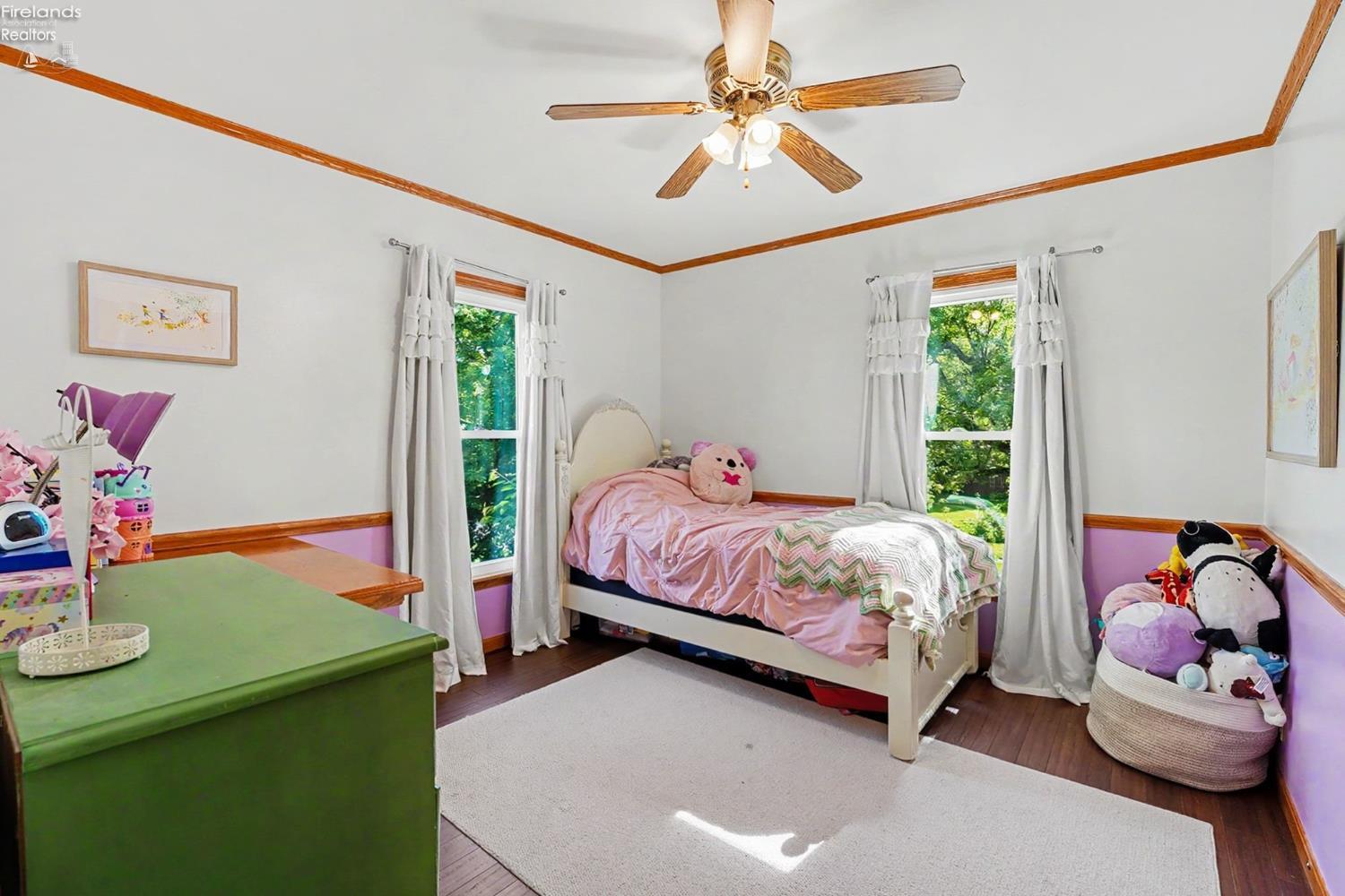 208 Kinney