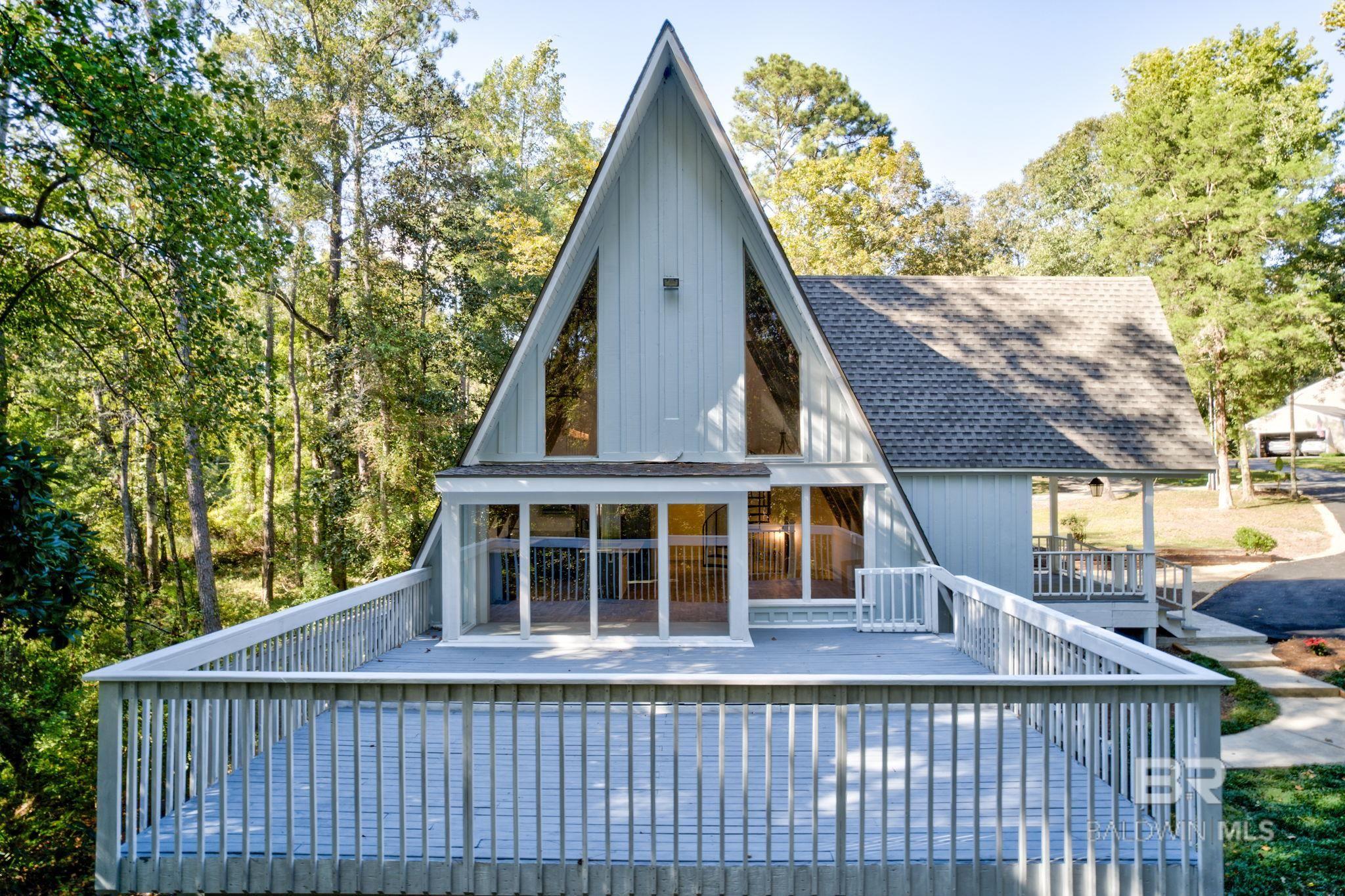 7130 LAKE MINETTE Point