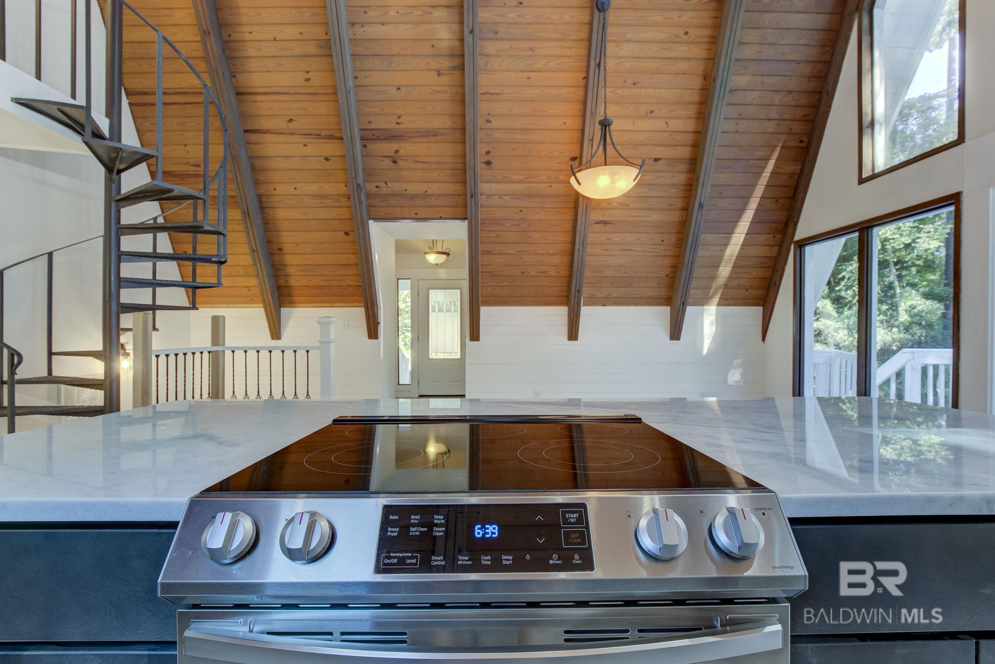 7130 LAKE MINETTE Point