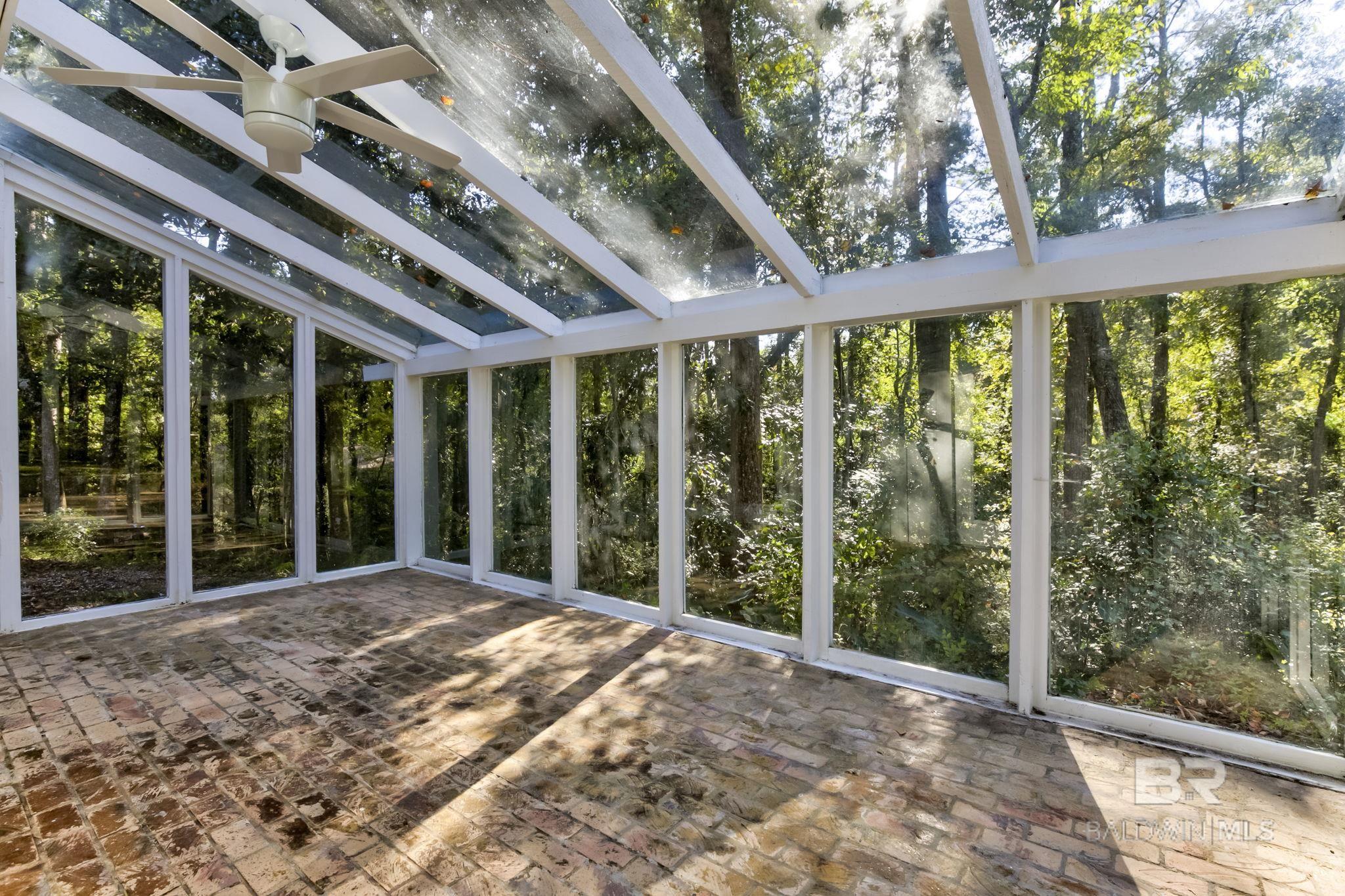 7130 LAKE MINETTE Point