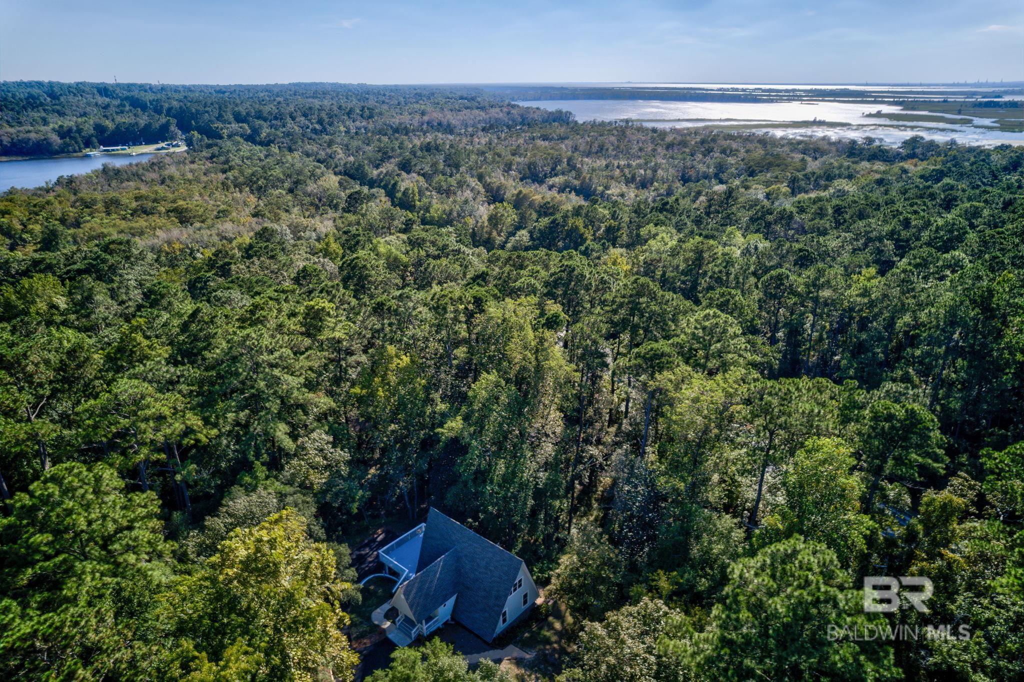 7130 LAKE MINETTE Point