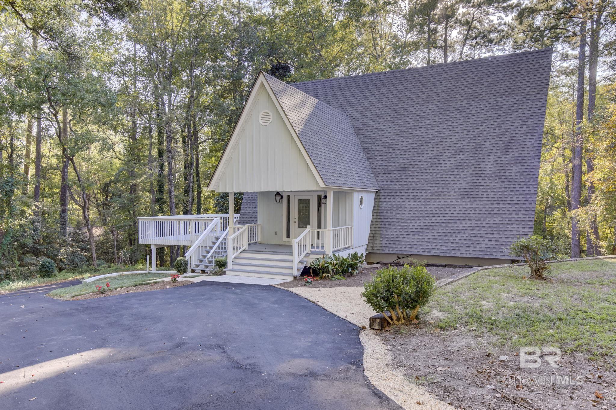 7130 LAKE MINETTE Point