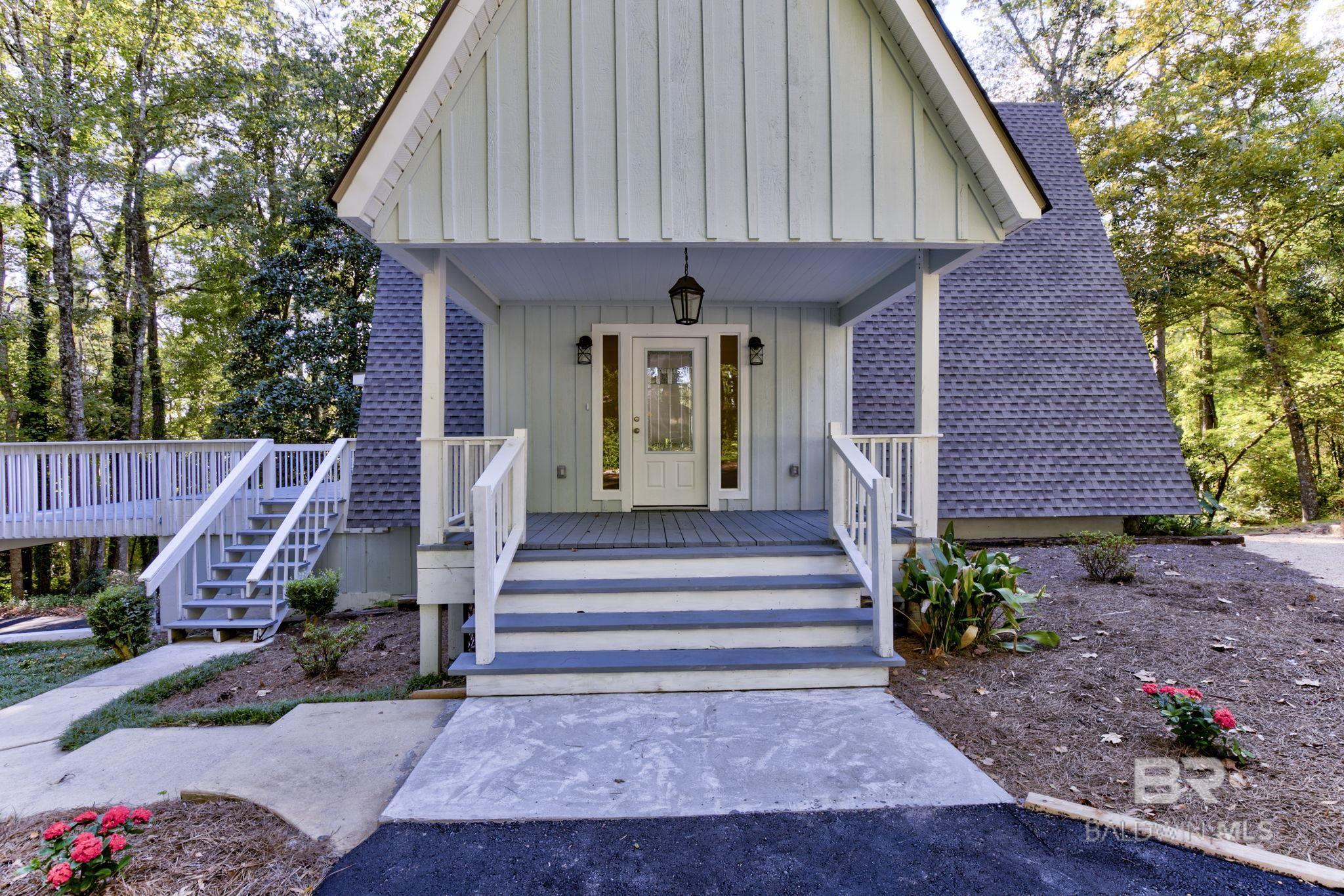 7130 LAKE MINETTE Point