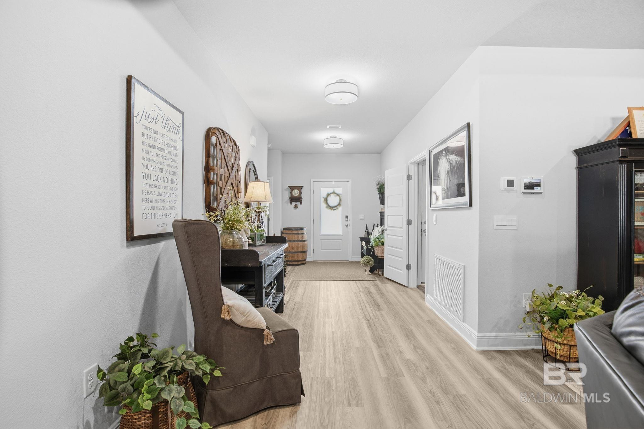 11123 Genuine Risk Circle