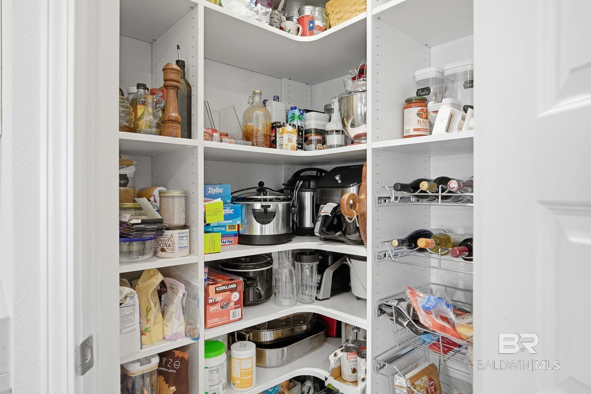 11123 Genuine Risk Circle