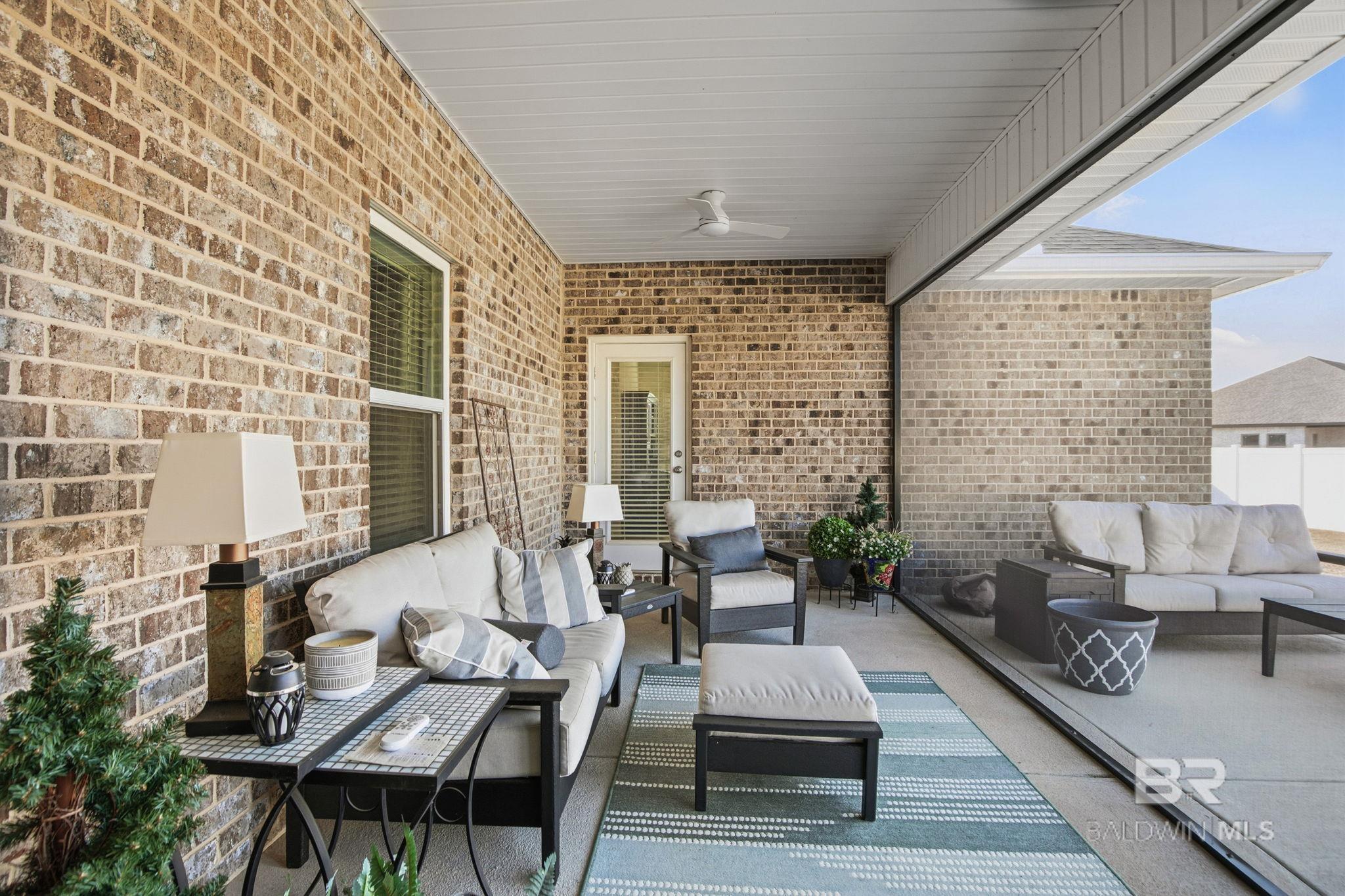 11123 Genuine Risk Circle