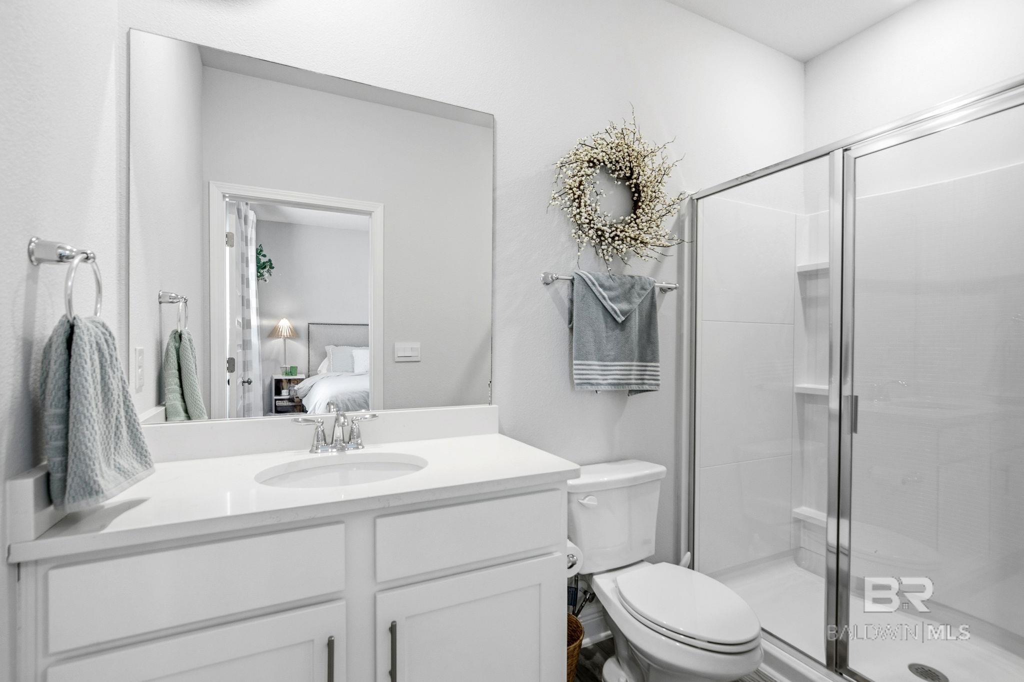 11123 Genuine Risk Circle