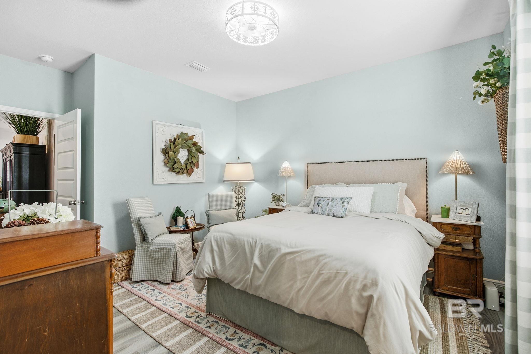 11123 Genuine Risk Circle