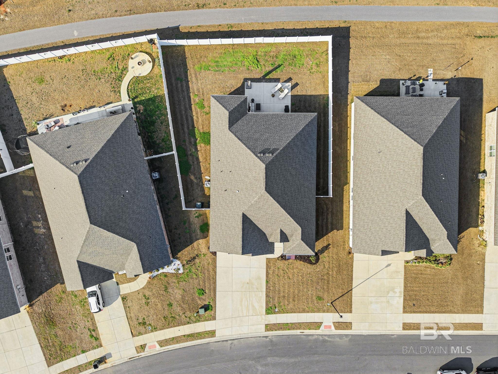 11123 Genuine Risk Circle