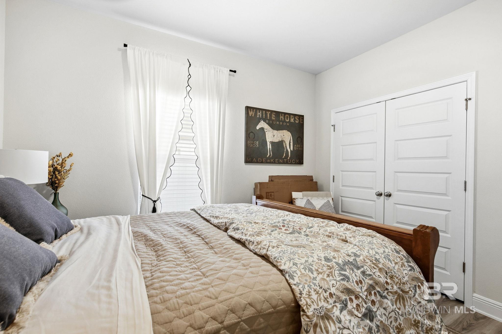 11123 Genuine Risk Circle