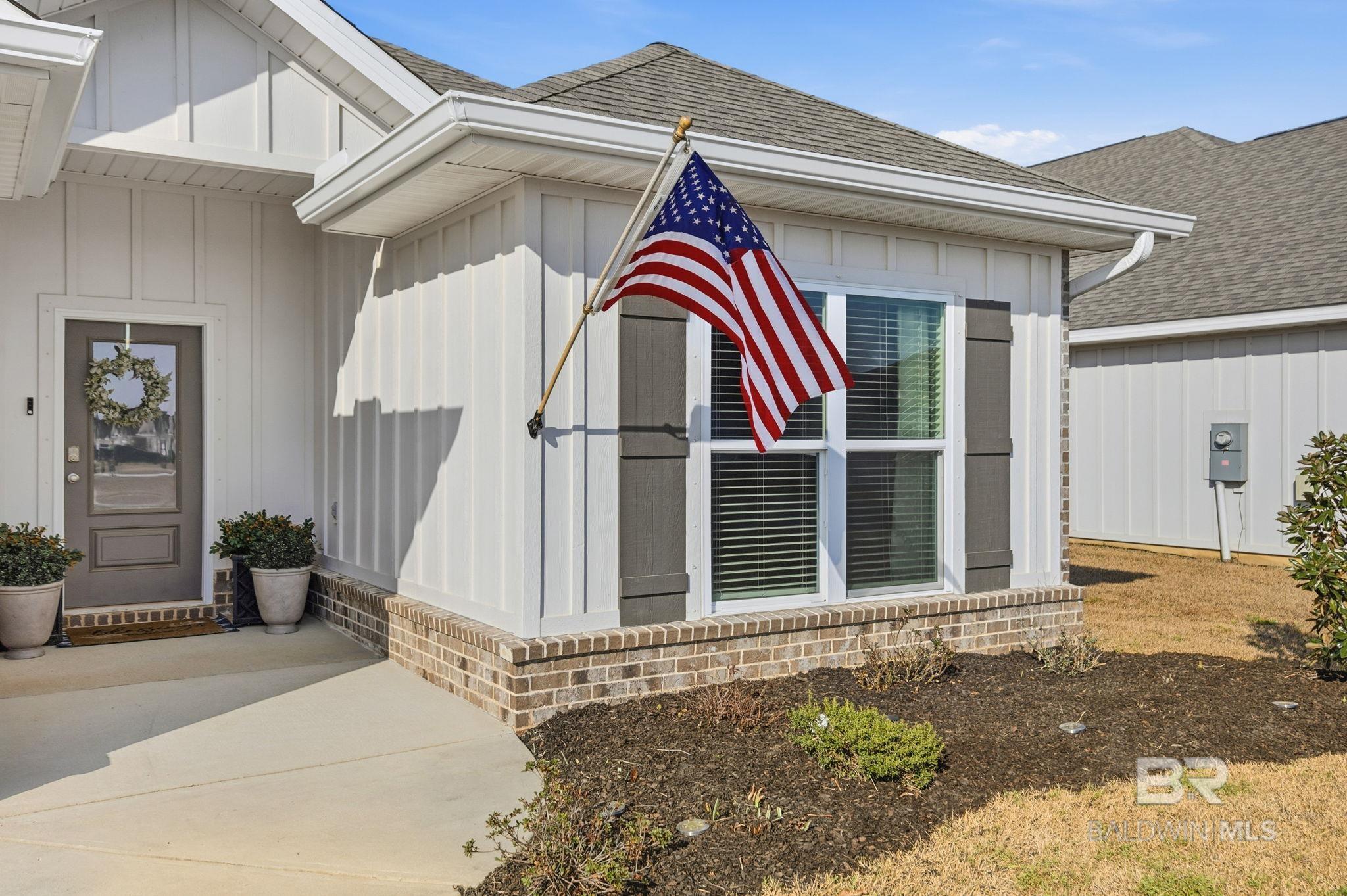 11123 Genuine Risk Circle