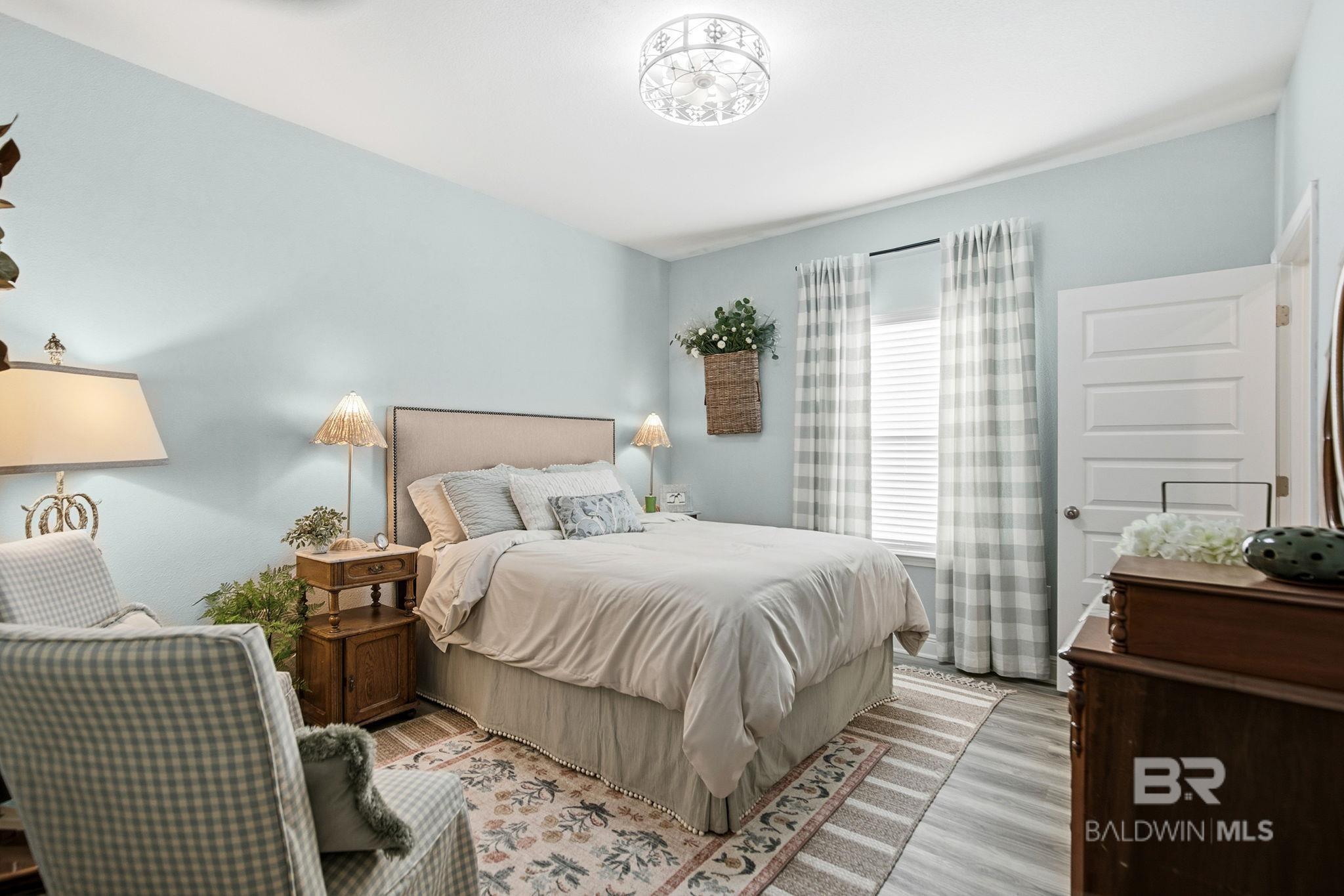 11123 Genuine Risk Circle