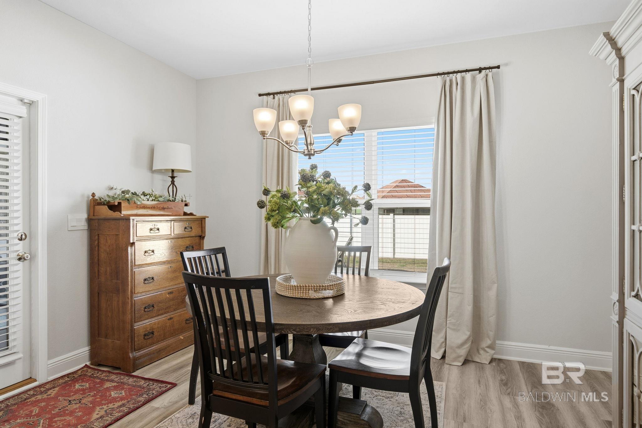 11123 Genuine Risk Circle