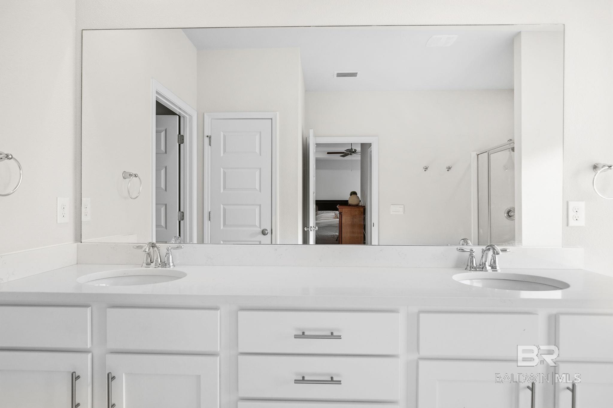 11123 Genuine Risk Circle